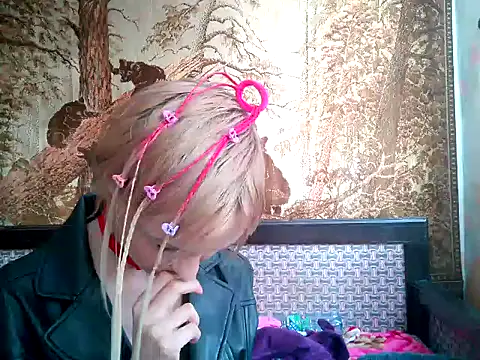 Snapshot of WildMissNiks chatting on February 25, 2025, 11:19 am WildMissNiks online show from February 25, 2025, 11:19 am