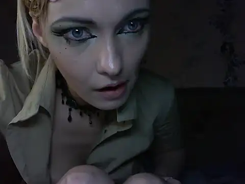 Snapshot of WildMissNiks chatting on June 13, 2026, 6:55 am WildMissNiks online show from June 13, 2026, 6:55 am