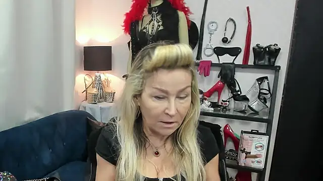 crystaLUX online show from March 25, 2026, 5:24 am