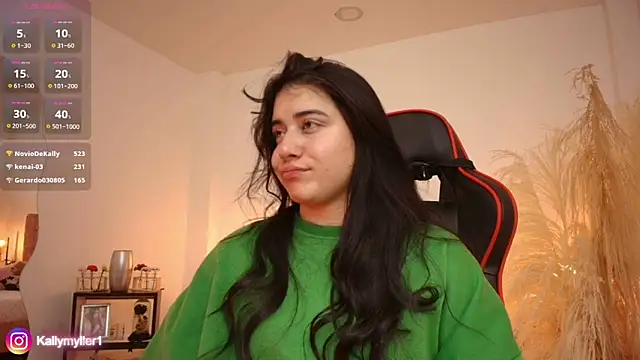 Snapshot of KallyMyller1 chatting on January 23, 2025, 7:29 pm KallyMyller1 online show from January 23, 2025, 7:29 pm