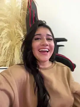 Snapshot of KallyMyller1 chatting on February 2, 2025, 11:00 pm KallyMyller1 online show from February 2, 2025, 11:00 pm