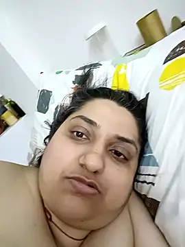 loveyourqueen online show from January 7, 2026, 4:09 pm