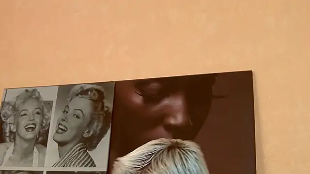 LadyPosh online show from February 18, 2026, 9:11 pm