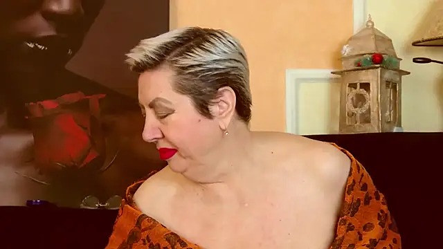 LadyPosh online show from March 26, 2026, 9:53 pm