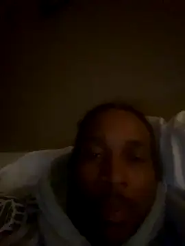 Yngdlce23 online show from January 7, 2026, 2:36 am