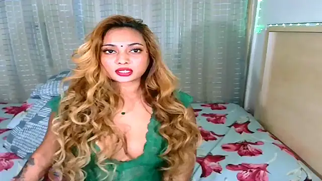 Snapshot of sexyindianchic chatting on September 26, 2025, 5:50 pm sexyindianchic online show from September 26, 2025, 5:50 pm