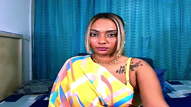 sexyindianchic online show from July 25, 2026, 7:11 pm