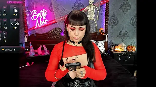 BettyNoir online show from October 31, 2025, 10:38 am