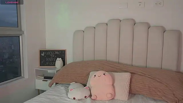 Snapshot of Anavi_ chatting on September 18, 2025, 10:56 pm Anavi online show from September 18, 2025, 10:56 pm