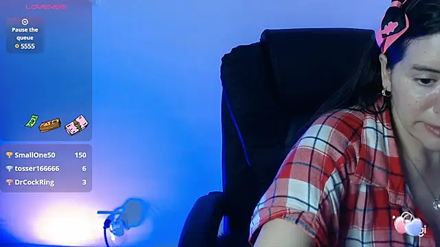 spicey latina online show from March 17, 2025, 10:28 pm