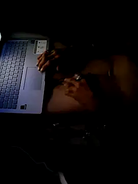 Snapshot of justinewe69 chatting on September 20, 2025, 4:24 am justinewe69 online show from September 20, 2025, 4:24 am