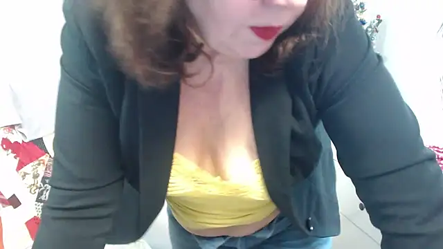 Adelewildx online show from January 7, 2025, 7:31 am