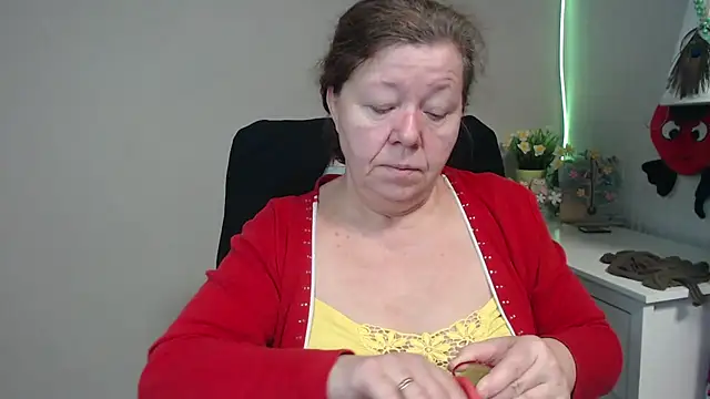 Adelewildx online show from February 25, 2025, 4:46 am