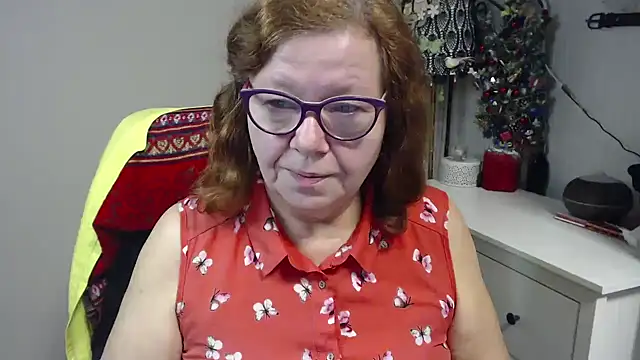 Adelewildx online show from December 16, 2025, 5:23 am