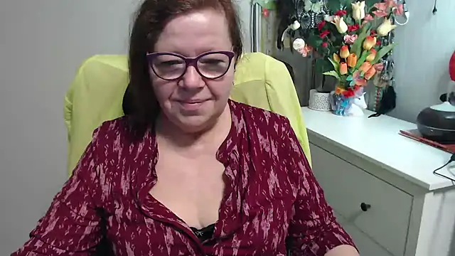 Adelewildx online show from February 18, 2026, 4:30 am