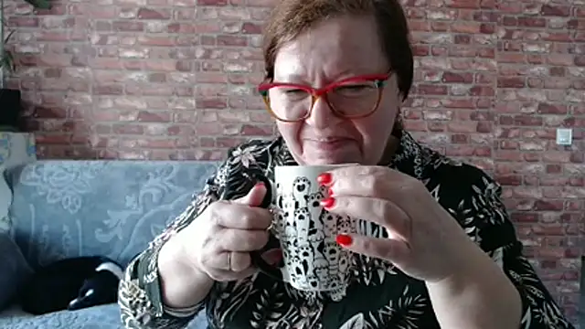 Adelewildx online show from March 21, 2026, 11:48 am