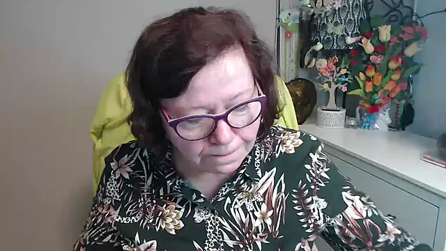 Adelewildx online show from April 1, 2026, 3:51 am