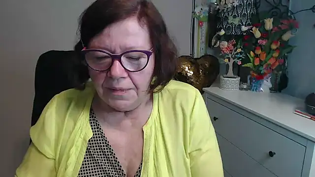 Adelewildx online show from April 2, 2026, 3:37 am