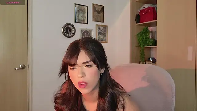 Snapshot of YourKatt chatting on June 14, 2026, 10:34 pm YourKatt online show from June 14, 2026, 10:34 pm