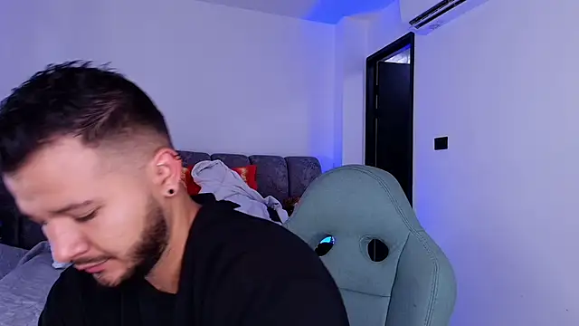 mister miike online show from December 5, 2025, 3:04 am