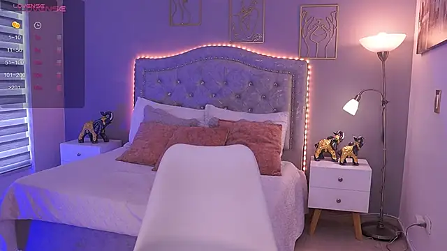 Snapshot of KylaMorrison chatting on January 7, 2026, 4:20 pm KylaMorrison online show from January 7, 2026, 4:20 pm