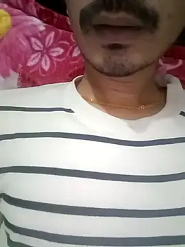 dreamtoungelick69 online show from March 3, 2025, 5:50 pm