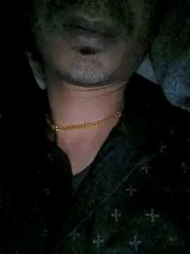 dreamtoungelick69 online show from March 5, 2025, 8:10 pm