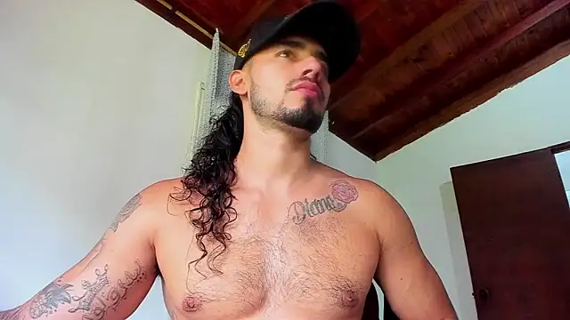 Snapshot of Baky_sexy chatting on October 3, 2025, 5:43 pm Baky sexy online show from October 3, 2025, 5:43 pm