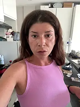 Jessytwerk online show from June 10, 2026, 3:11 pm