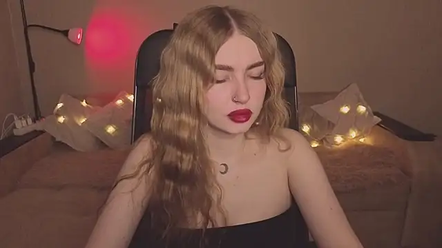 ViolettaLopez online show from February 14, 2026, 3:09 pm