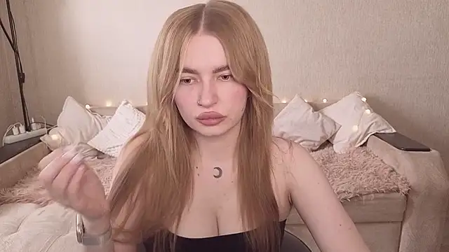 ViolettaLopez online show from June 30, 2026, 11:00 am