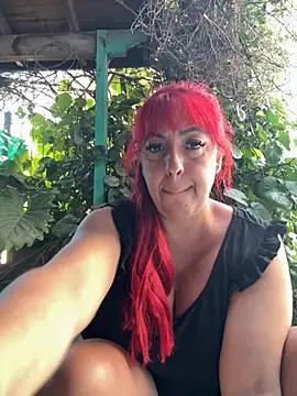 sofy alone online show from December 3, 2025, 1:09 pm