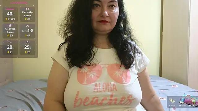 Snapshot of BBW_MILF_4U chatting on February 20, 2025, 10:37 am BBW MILF 4U online show from February 20, 2025, 10:37 am
