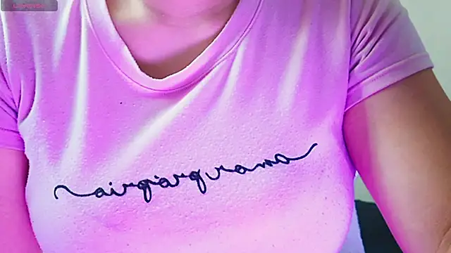 mayhott2 online show from November 18, 2025, 5:17 pm