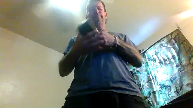 Snapshot of thefire420 chatting on December 4, 2024, 4:38 pm thefire420 online show from December 4, 2024, 4:38 pm