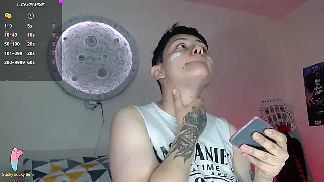 Snapshot of girl_intense444 chatting on January 16, 2025, 1:25 pm girl intense444 online show from January 16, 2025, 1:25 pm