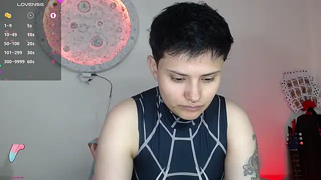 Snapshot of girl_intense444 chatting on January 28, 2025, 9:19 pm girl intense444 online show from January 28, 2025, 9:19 pm