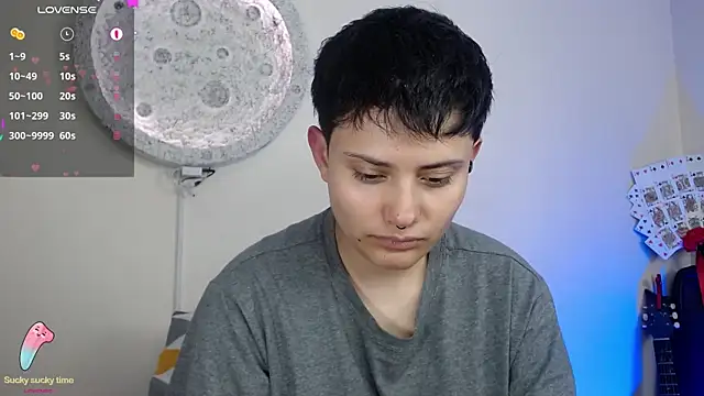 Snapshot of girl_intense444 chatting on February 19, 2025, 10:42 pm girl intense444 online show from February 19, 2025, 10:42 pm