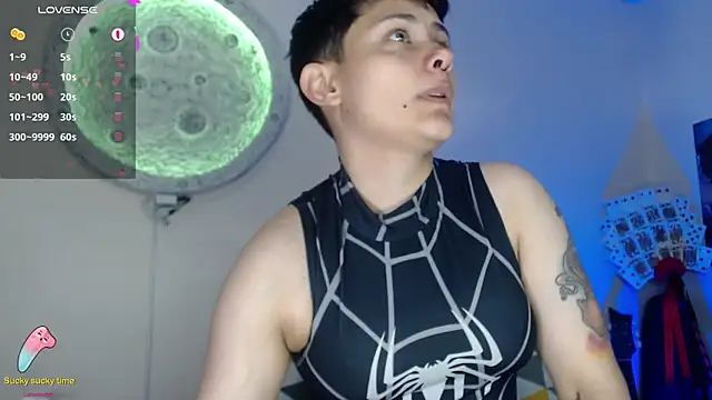 Snapshot of girl_intense444 chatting on February 21, 2025, 4:48 pm girl intense444 online show from February 21, 2025, 4:48 pm