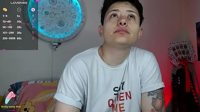 Snapshot of girl_intense444 chatting on February 27, 2025, 12:56 pm girl intense444 online show from February 27, 2025, 12:56 pm