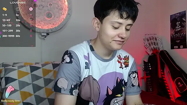 Snapshot of girl_intense444 chatting on March 18, 2025, 1:09 pm girl intense444 online show from March 18, 2025, 1:09 pm