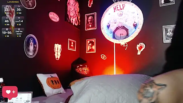 Snapshot of girl_intense444 chatting on October 15, 2025, 12:49 pm girl intense444 online show from October 15, 2025, 12:49 pm