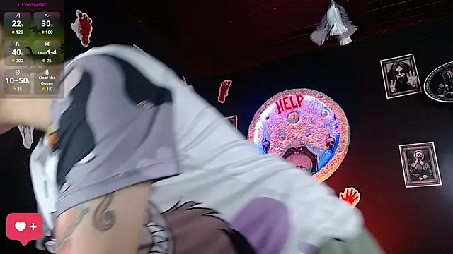 Snapshot of girl_intense444 chatting on October 24, 2025, 12:56 pm girl intense444 online show from October 24, 2025, 12:56 pm