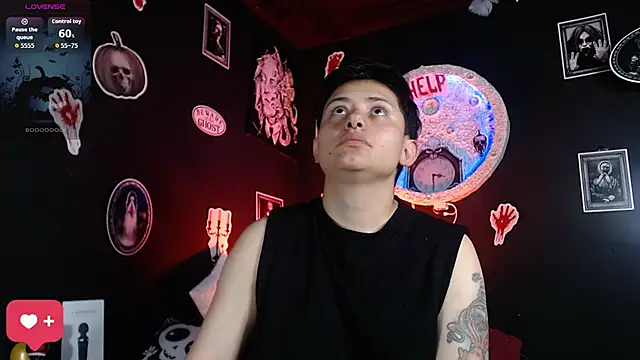 Snapshot of girl_intense444 chatting on October 28, 2025, 7:27 pm girl intense444 online show from October 28, 2025, 7:27 pm