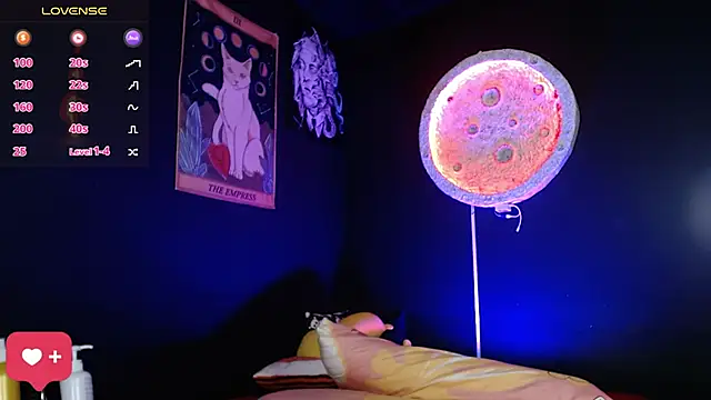 Snapshot of girl_intense444 chatting on November 12, 2025, 7:35 pm girl intense444 online show from November 12, 2025, 7:35 pm