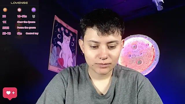 Snapshot of girl_intense444 chatting on November 17, 2025, 12:55 pm girl intense444 online show from November 17, 2025, 12:55 pm