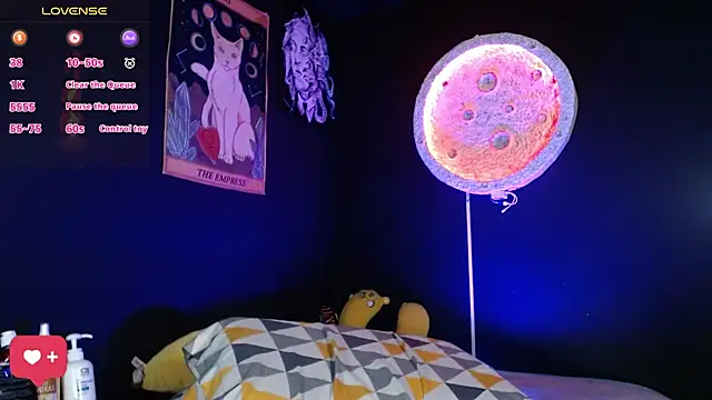 Snapshot of girl_intense444 chatting on November 27, 2025, 1:13 pm girl intense444 online show from November 27, 2025, 1:13 pm