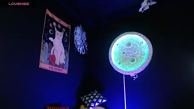 Snapshot of girl_intense444 chatting on December 4, 2025, 1:09 pm girl intense444 online show from December 4, 2025, 1:09 pm