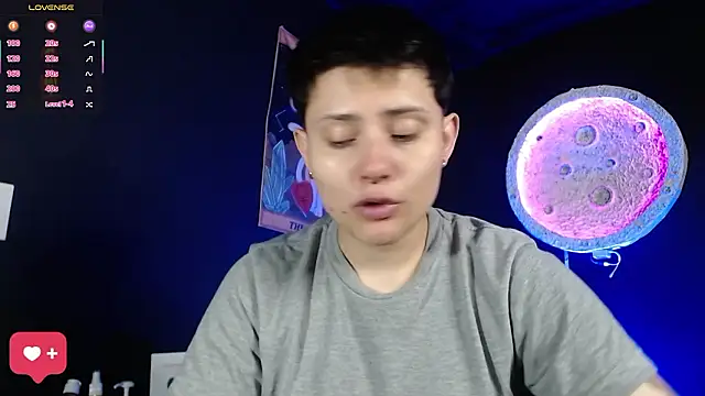 girl intense444 online show from March 20, 2026, 1:27 pm