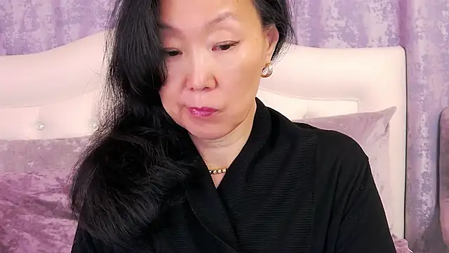 Snapshot of Asian_legs chatting on May 27, 2026, 10:12 am Asian legs online show from May 27, 2026, 10:12 am